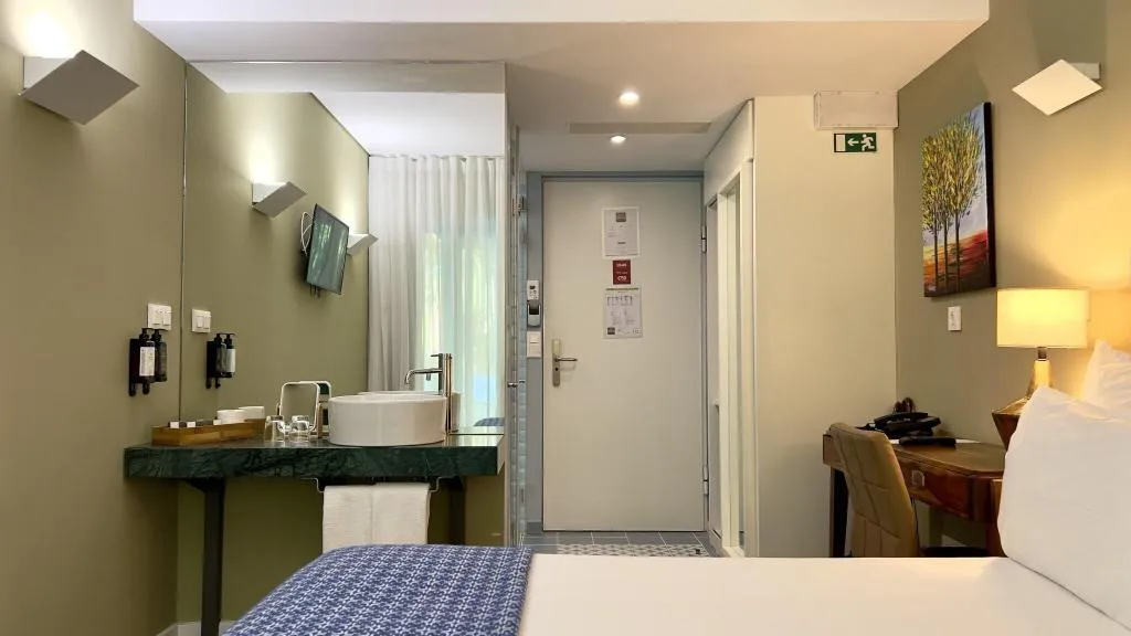 DOUBLE GARDEN VIEW Room, Jardim Da Batalha By Shiadu, Porto