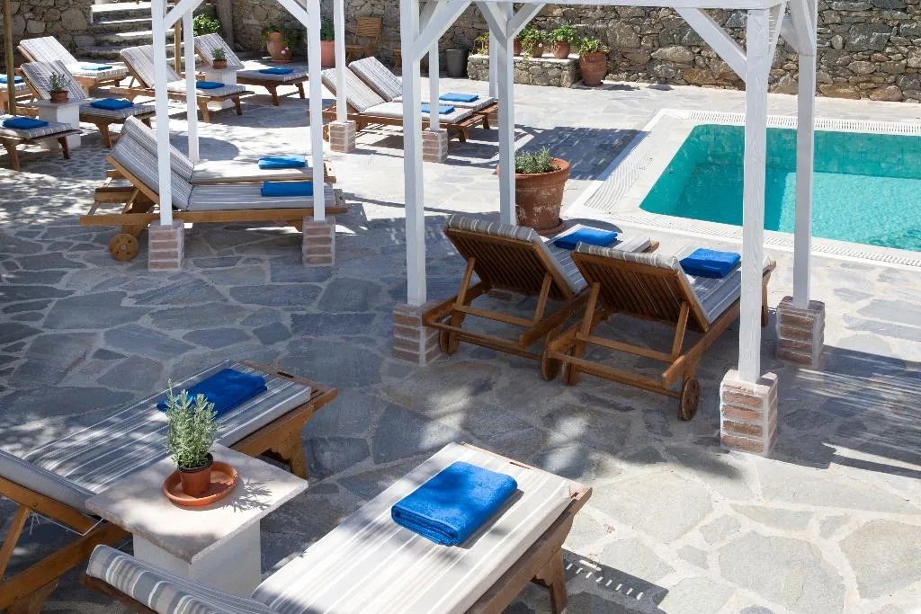 Pool, Despotiko, Mykonos