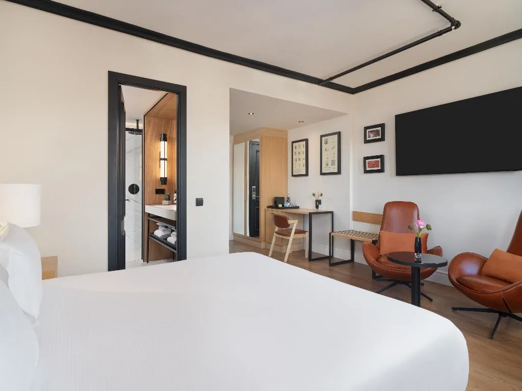 DOUBLE SINGLE USE EXECUTIVE Room, H10 Tribeca, Madrid