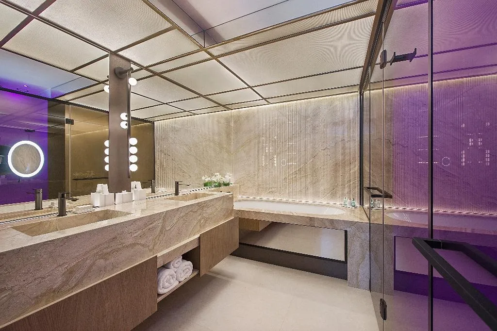 SUITE SUPERIOR Room, Four Seasons Hotel, Cyprus