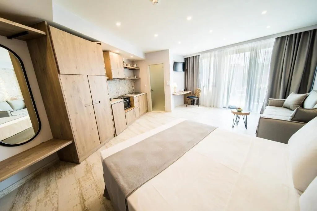 Room, Kali Thea Suites, Halkidiki