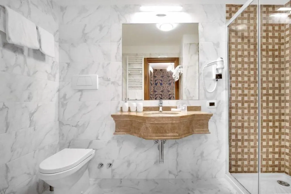 SINGLE STANDARD Room, Casanova, Venice