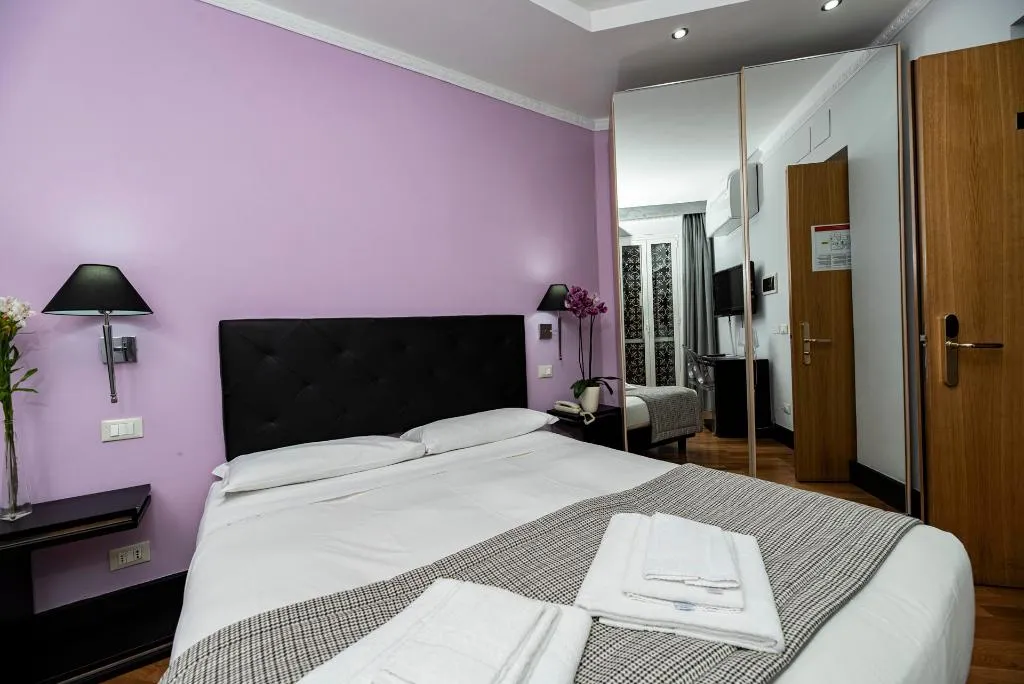 DOUBLE SUPERIOR Room, Imperium Suite Navona, Rome