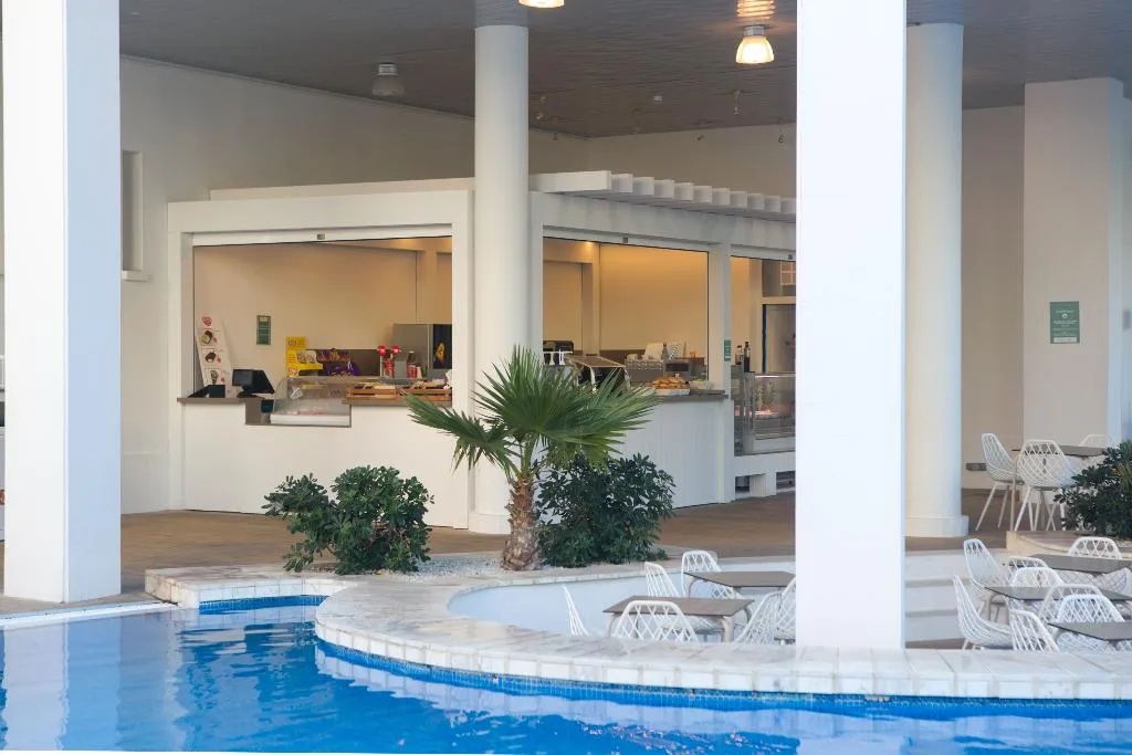 Pool, Ponient Piramide Salou by PortAventura World, Costa Dorada