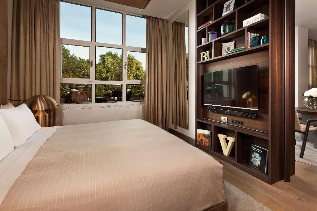 SUITE WITH TERRACE Room, Me Milan Il Duca, Milan
