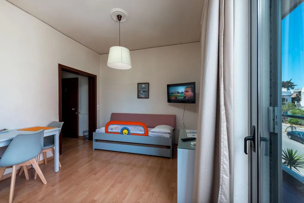 Room, 7 Palms Hotel Apartments, Rhodes