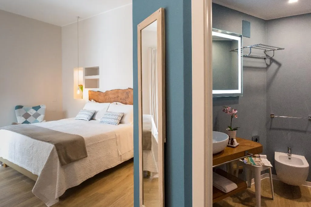 DOUBLE DELUXE WITH BALCONY Room, Bellaroto Suite, Palermo