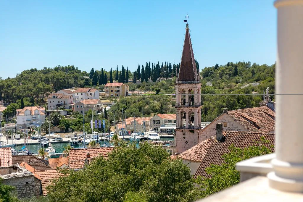 VILLA THREE BEDROOMS WITH PRIVATE POOL Room, Villa Vicina, Split