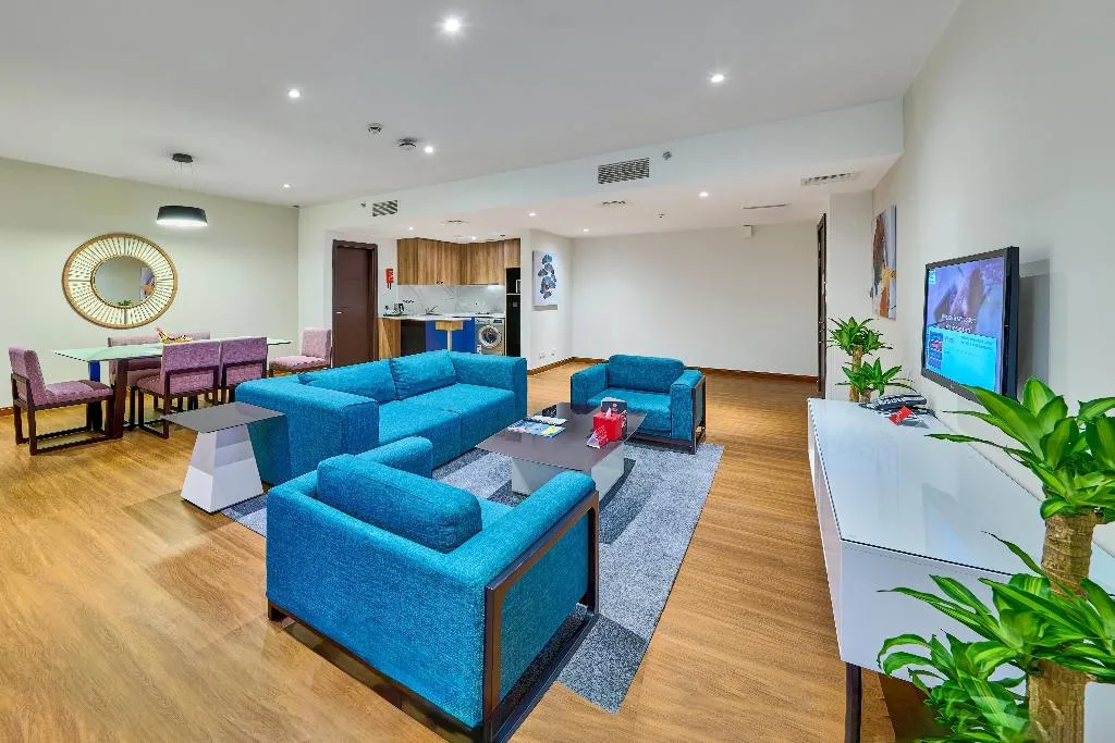 SUITE CITY VIEW Room, Ramada Hotel & Suites by Wyndham JBR, Dubai