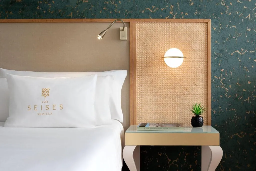 DOUBLE KING SIZE BED Room, Los Seises By Fontecruz, Seville