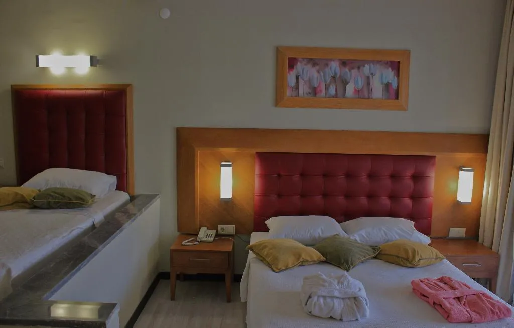 FAMILY ROOM CAPACITY 4 Room, Scylax Fami̇ly Club, Antalya