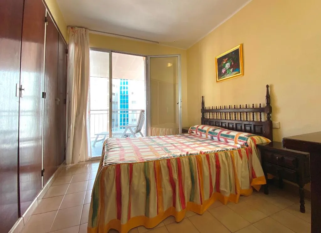Room, Santa Rosa, Costa Dorada
