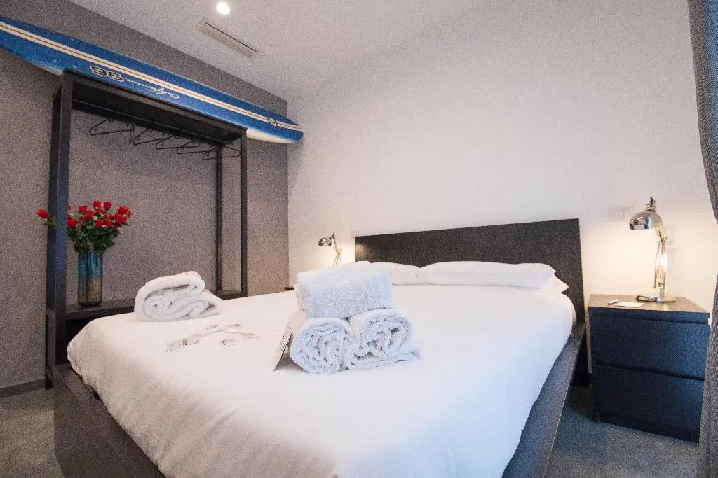 DOUBLE BUSINESS Room, Quattro Briganti, Naples