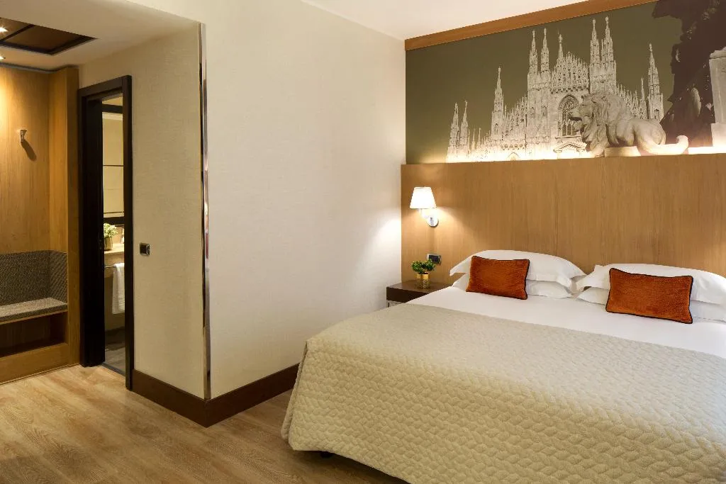 Double or Twin DELUXE Room, Starhotels Ritz, Milan