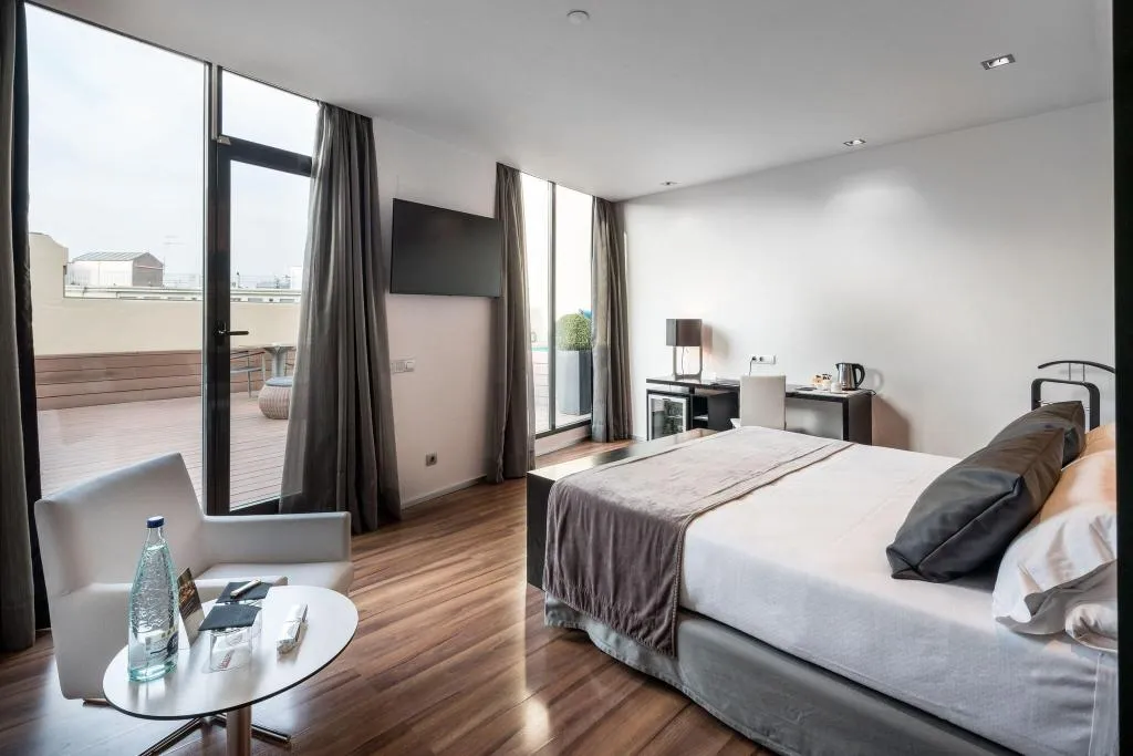 DOUBLE WITH PRIVATE POOL Room, Catalonia Catedral, Barcelona