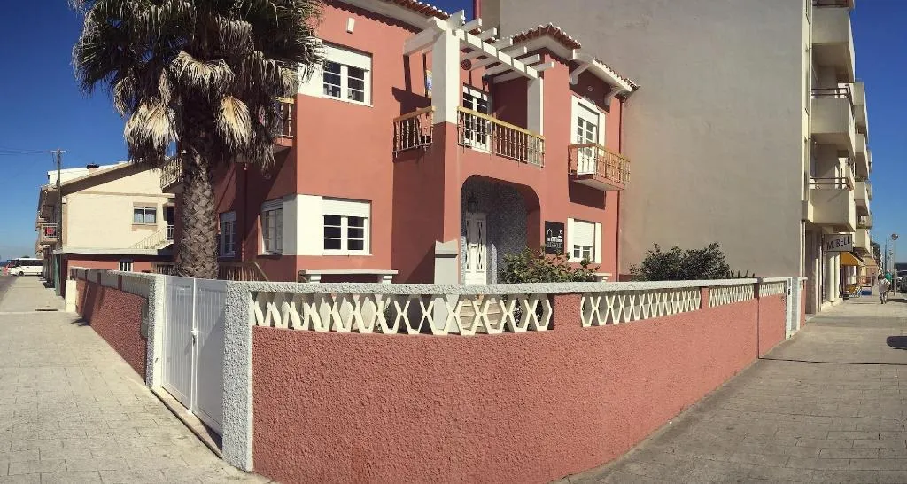 General view, The Beach Corner Guesthouse, Porto