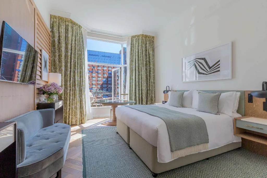 DOUBLE PREMIER Room, Conrad Dublin, Dublin