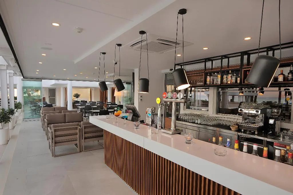 Bar, Okeanos Beach Boutique Hotel, Cyprus