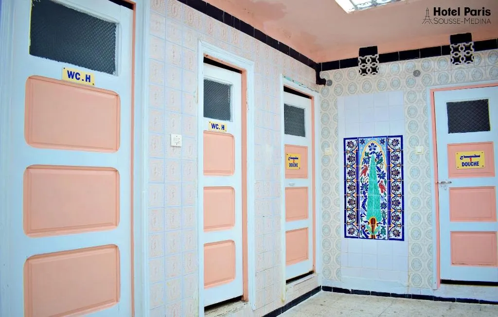Room, Hotel Paris, Tunisia