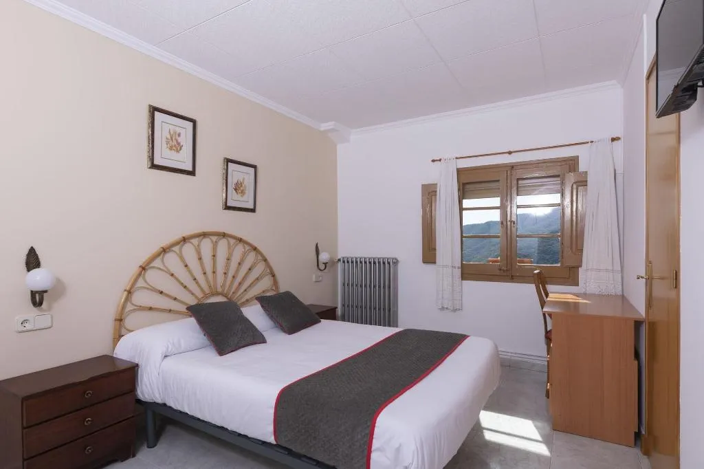 General view, Hostal Montserrat, Barcelona