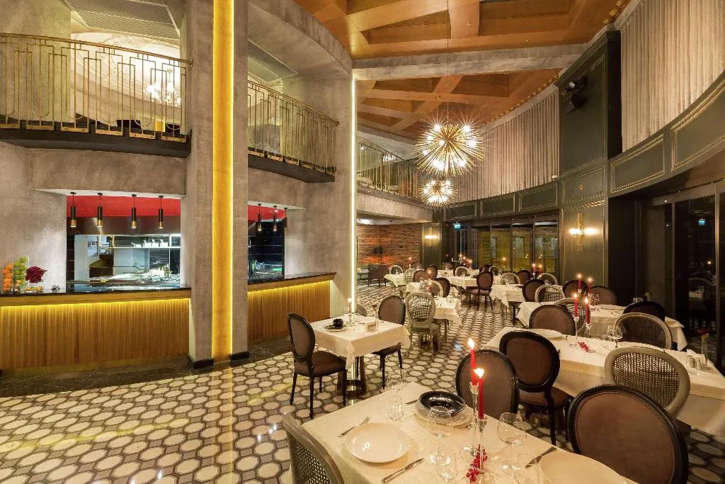 Restaurant, Doubletree By Hilton Izmir Airport, Izmir