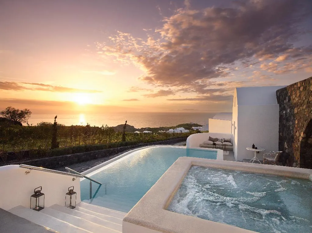 SUITE WITH PRIVATE POOL Room, Santo Pure Oia Suites and Villas, Santorini
