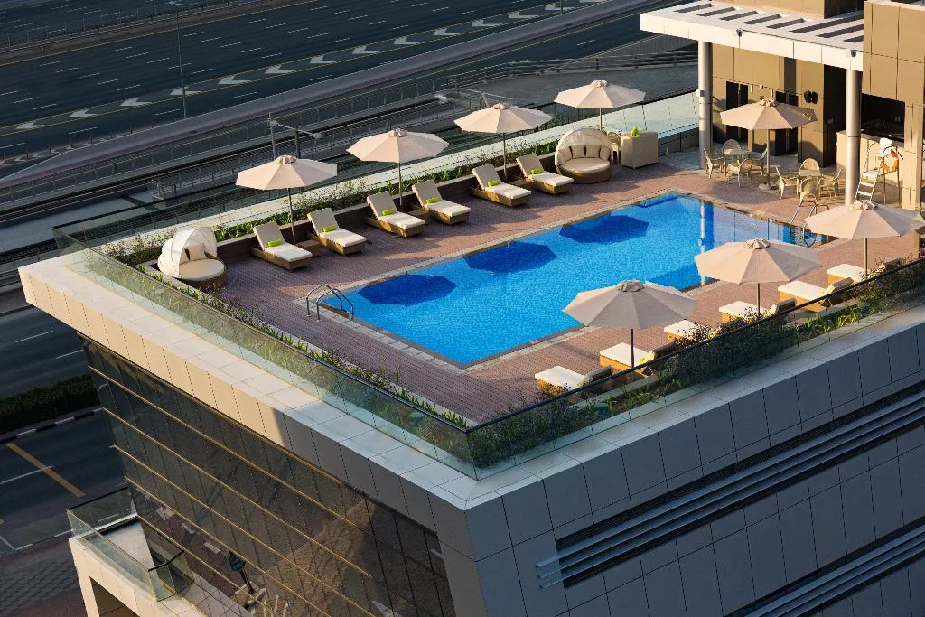 Pool, Millennium Place Dubai Marina, Dubai