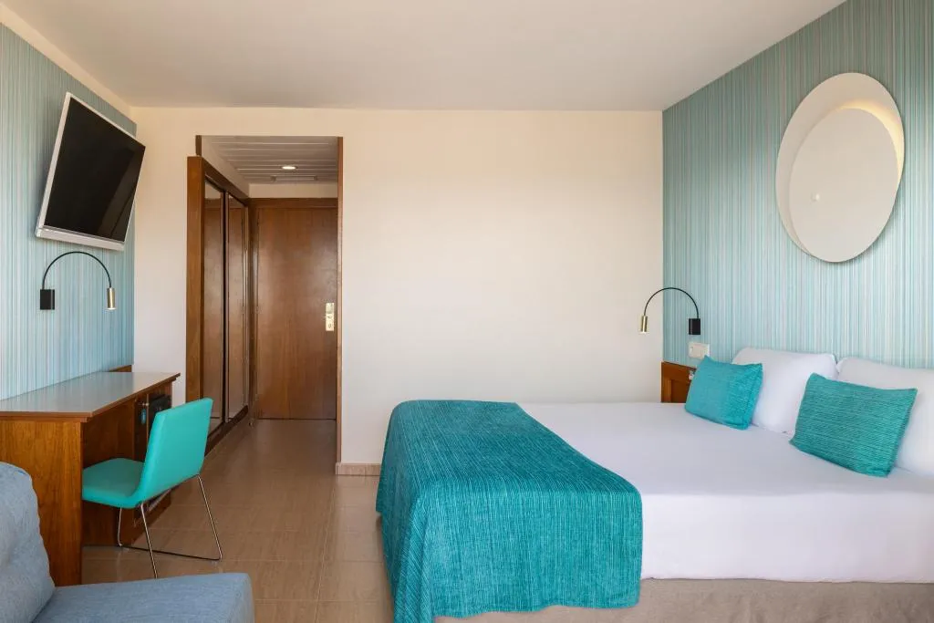 TRIPLE POOL VIEW Room, htop Amaika Adults Only, Costa Brava