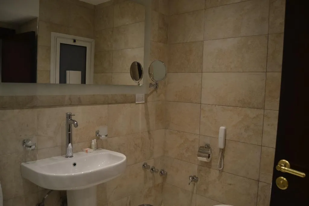 SUITE DELUXE TWO BEDS Room, Omar El Khayam Al Minya Hotel Luxury Accommodation, Cairo