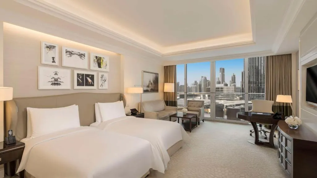 TWIN PREMIER WITH VIEWS Room, Kempinski The Boulevard Dubai, Dubai