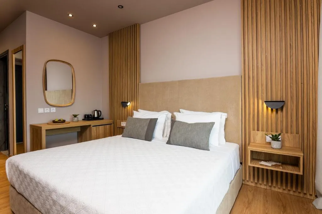 DOUBLE SUPERIOR WITH BALCONY Room, Petra Nera, Skiathos