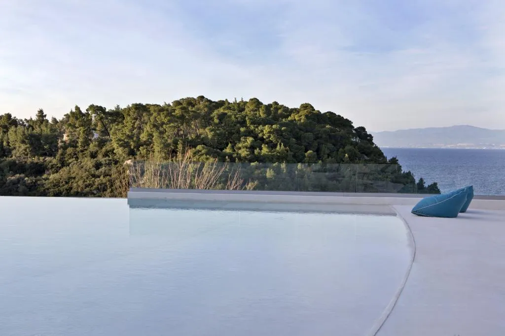Pool, MERAVIA Leonardo Limited Edition, Halkidiki
