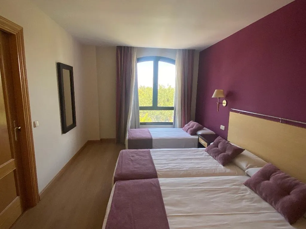 TRIPLE STANDARD Room, Hotel Equo Aranjuez, Madrid