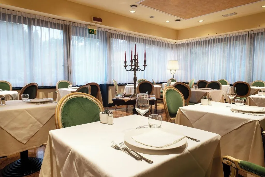 Restaurant, Santa Barbara, Milan