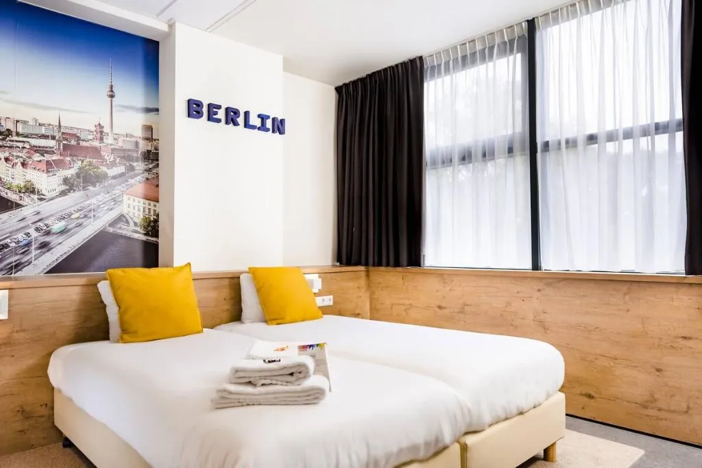 TWIN CLASSIC Room, Citiez Hotel Amsterdam, Amsterdam