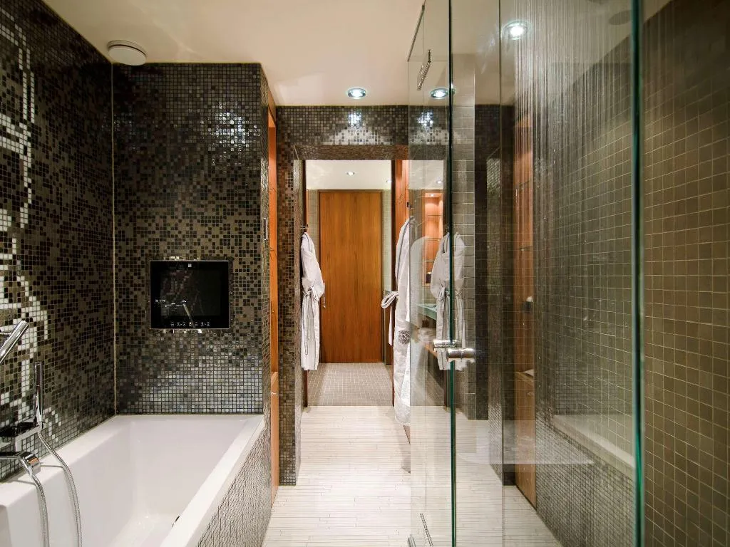 SUITE GARDEN VIEW KING BED Room, Sofitel Legend the Grand Amsterdam, Amsterdam