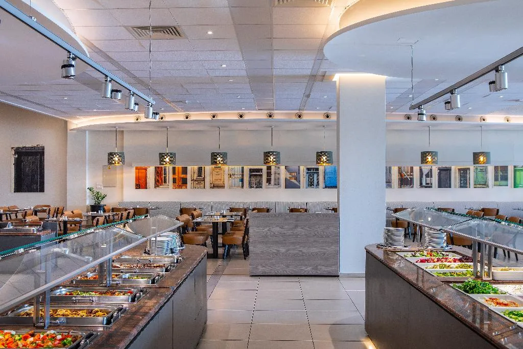 Restaurant, Mayfair Gardens, Cyprus