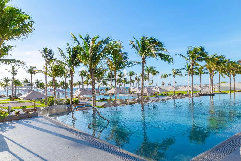 Pool, Garza Blanca Resort & Spa Cancun, Cancun Area