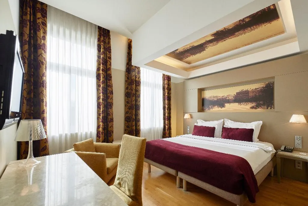DOUBLE STANDARD Room, Hotel Opera, Riga