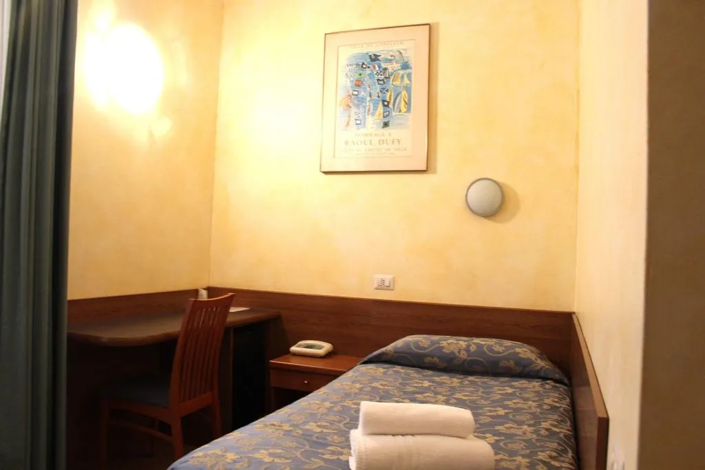 Room, Club Hotel Milan, Milan