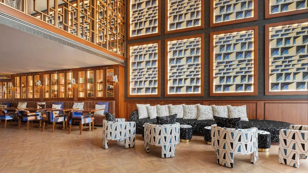 Lobby, Wine & Books Porto Hotel, Porto