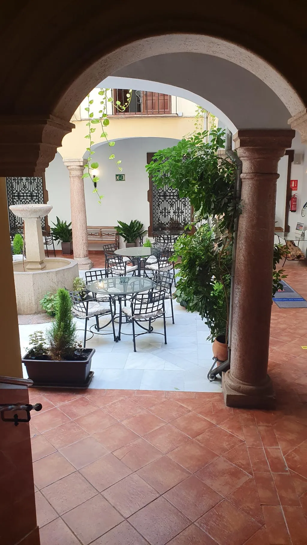 Lobby, Coso Viejo, Andalucia