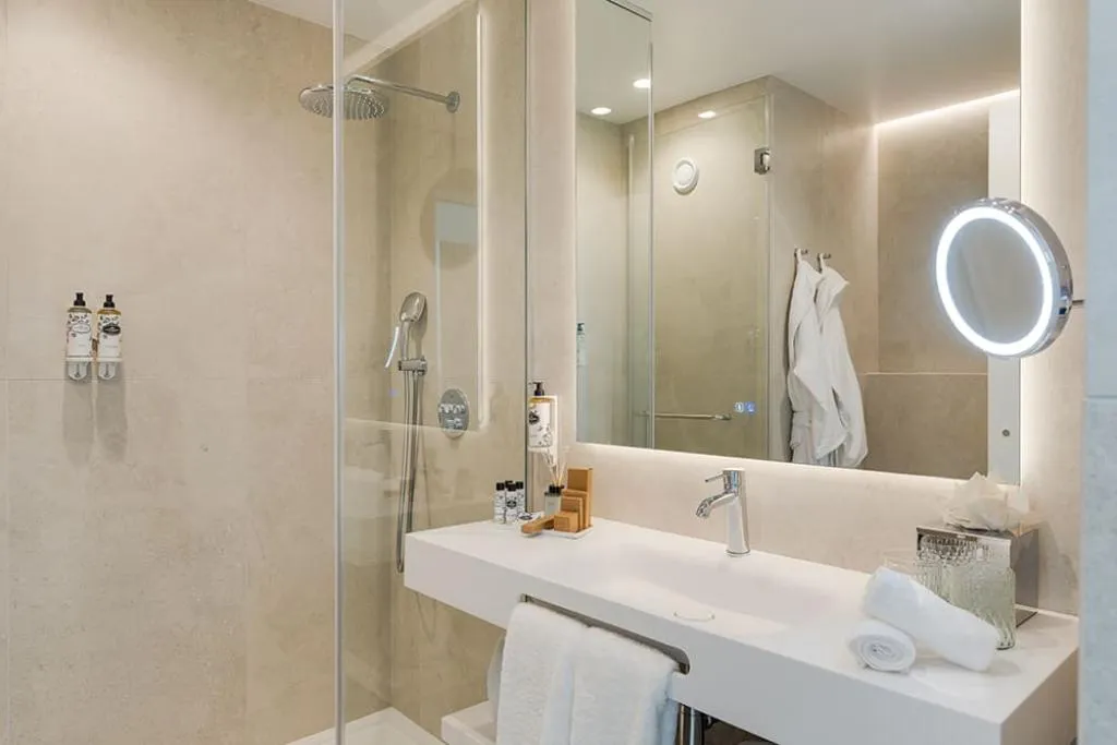 DOUBLE STANDARD Room, The Editory Ocean Way Funchal, Madeira