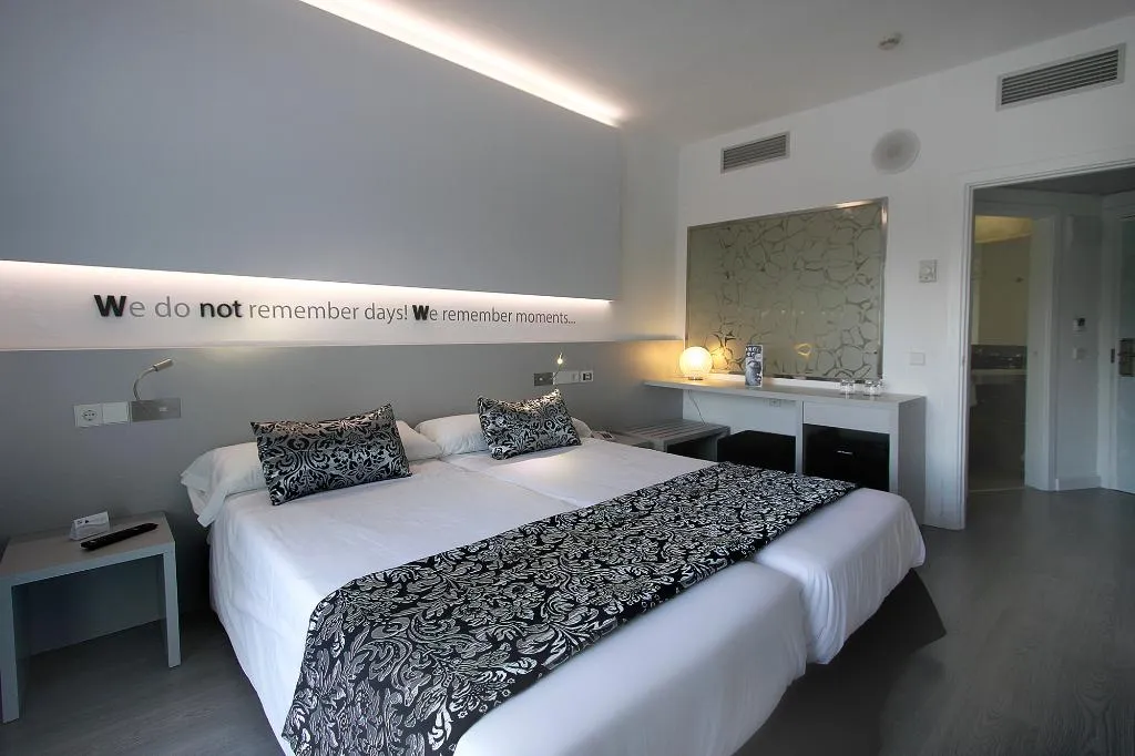 Double or Twin SUPERIOR Room, BG Pamplona, Majorca