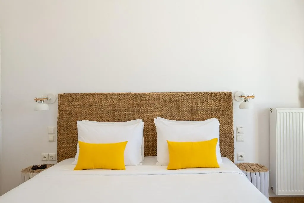 VILLA WITH PRIVATE POOL Room, White Orchid Villa, Santorini