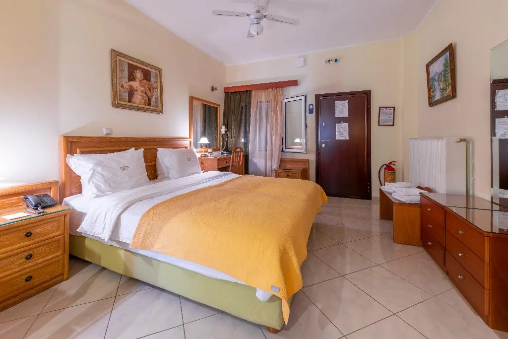 APARTMENT CAPACITY 2 Room, Irida Resort Suites, Athens