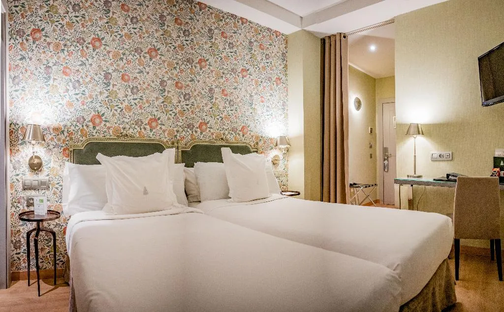 Room, Hotel Meninas, Madrid
