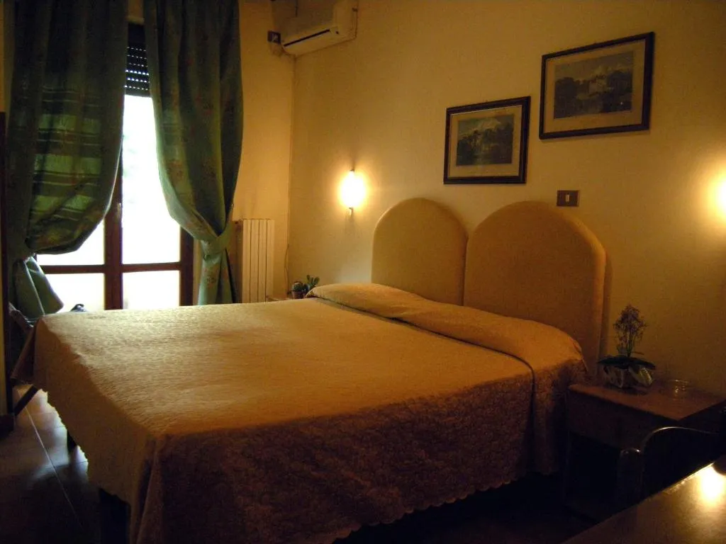 Room, Boni Cerri, Perugia