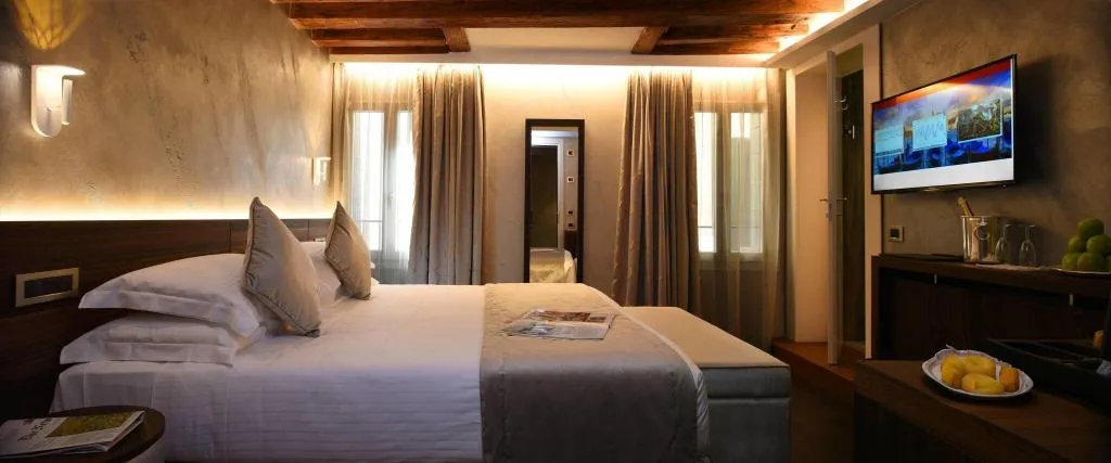 DOUBLE STANDARD Room, Rosa Salva Hotel, Venice