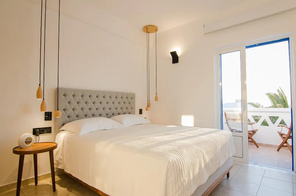 DOUBLE PREMIER Room, Lofos Village, Santorini
